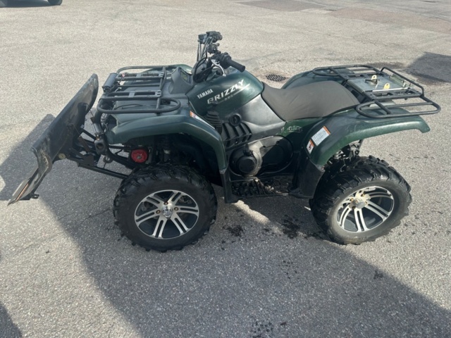 1421426-2 Yamaha Grizzly 660 4WD -2004