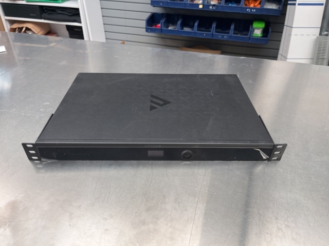 1291195-1 Pakedge 8 portars nätverksswitch