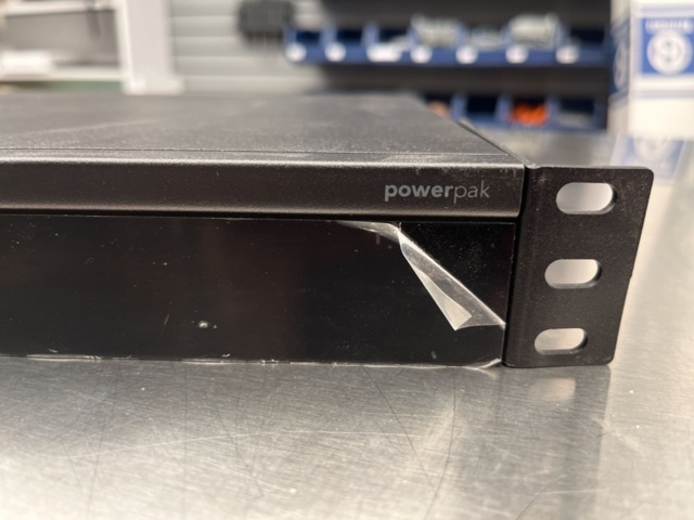 1291195-5 Pakedge 8 portars nätverksswitch