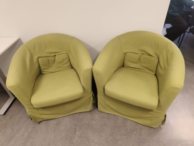 1331905-4 Kontorsmöbler och tillbehör