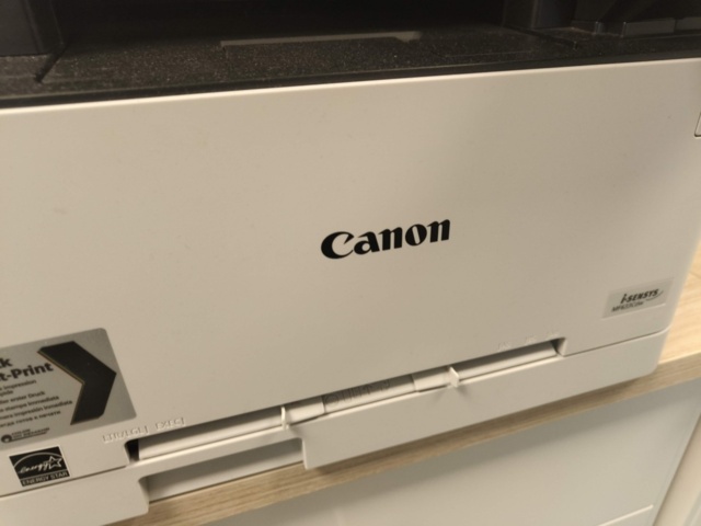 1331905-11 Kontorsmöbler och tillbehör