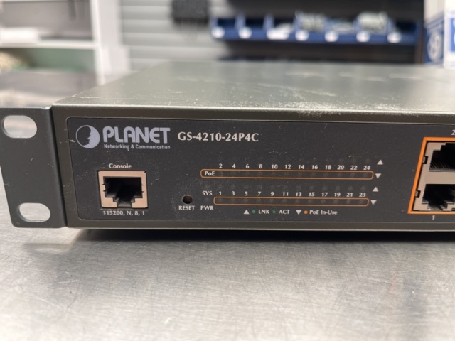 1291200-3 Planet GS-4210-24P4C Nätverksswitch