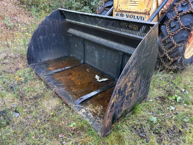 1378150-24 Baklastare - Volvo BM LM 218TD