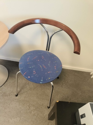 1331907-14 Kontorsmöblemang