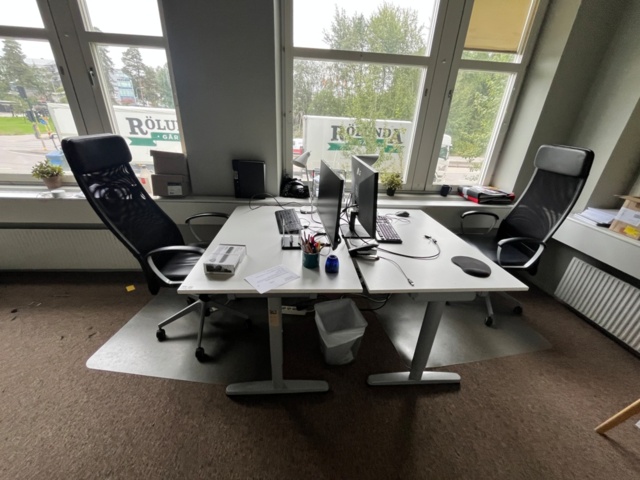 1204780-2 Collection of office furniture and electronics