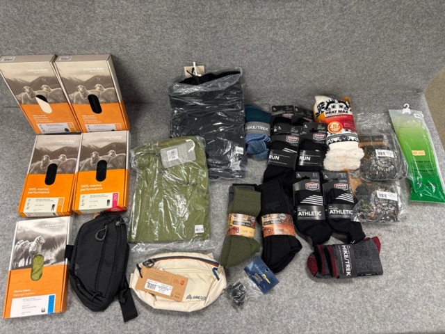 1367123-1 Blandade kläder & strumpor