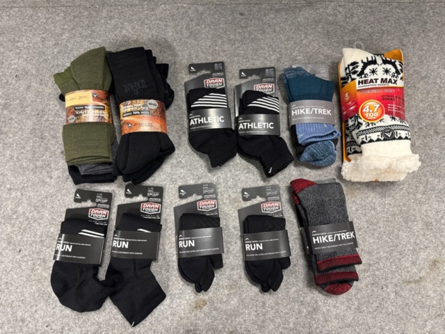 1367123-20 Blandade kläder & strumpor