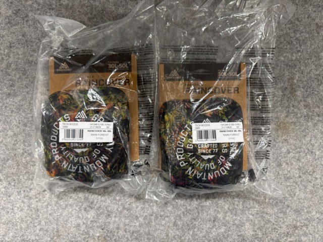 1367123-27 Blandade kläder & strumpor