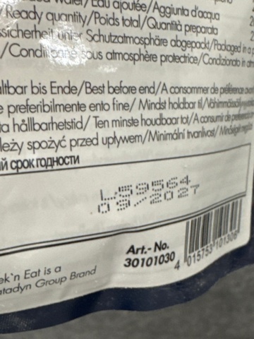 1367127-8 Campingutrustning med frystorkade matpåsar