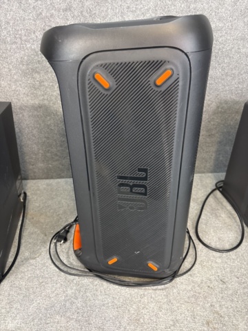 1420804-2 Högtalare - JBL Partybox 100