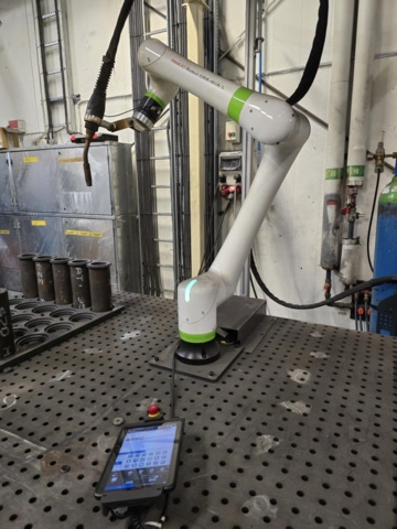 1373441-2 Svetscell med robotarm FANUC CRX-10iA/L och strömkälla Fronius TPS 500i