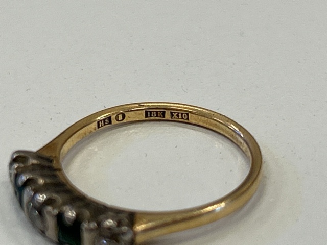 1378163-6 Guldringar 2st 18K