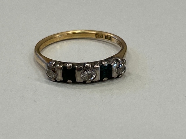 1378163-7 Guldringar 2st 18K