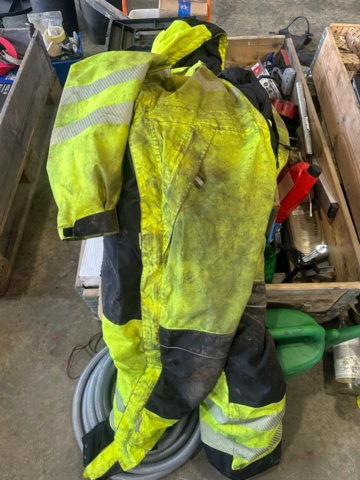 1413431-5 Diverse verktyg från servicebil