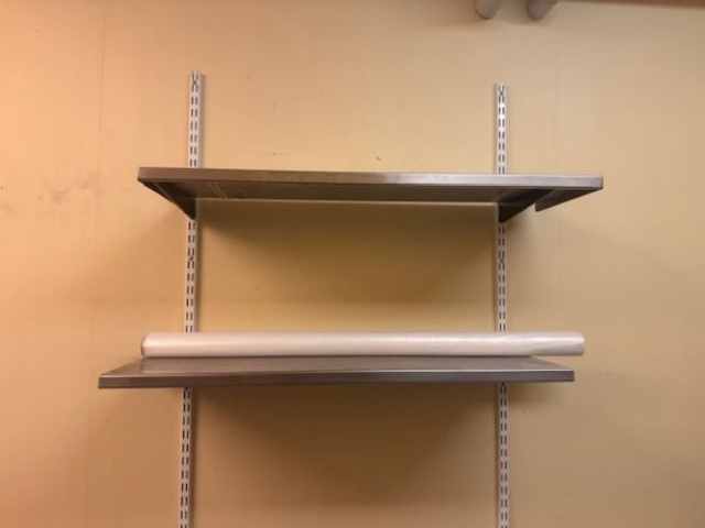 1296713-6 Everything in the room