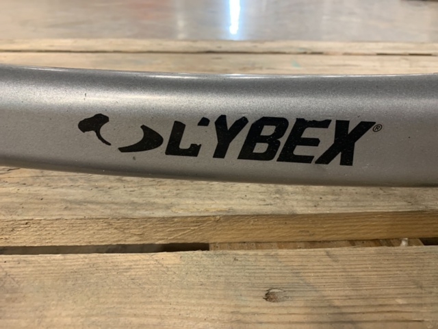 1422557-11 Bänkpress-ställning, Cybex