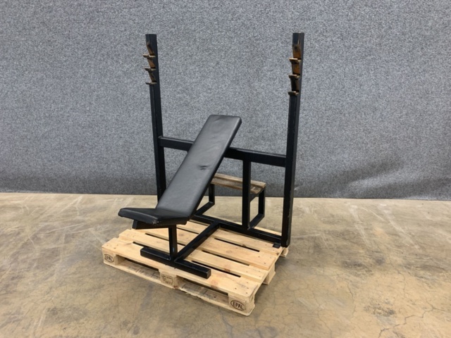 Incline bench press position - PS Auction - We value the future ...