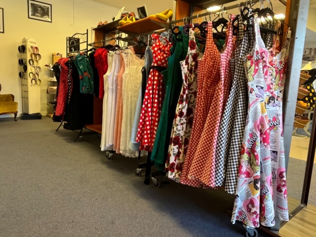 1422643-4 Webshop, domäner och lager - GLINDER - e-handelsverksamhet inom retro-, rockabilly- och 50-talsmode