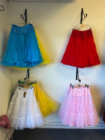 1422643-17 Webshop, domäner och lager - GLINDER - e-handelsverksamhet inom retro-, rockabilly- och 50-talsmode