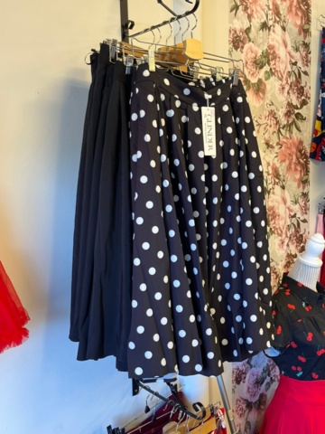 1422643-22 Webshop, domäner och lager - GLINDER - e-handelsverksamhet inom retro-, rockabilly- och 50-talsmode