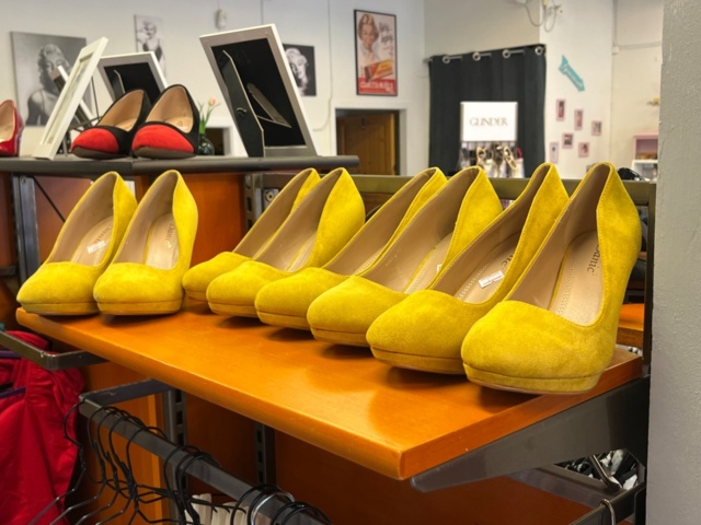 1422643-41 Webshop, domäner och lager - GLINDER - e-handelsverksamhet inom retro-, rockabilly- och 50-talsmode