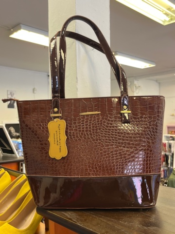 1422643-42 Webshop, domäner och lager - GLINDER - e-handelsverksamhet inom retro-, rockabilly- och 50-talsmode