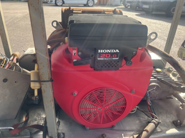 1395667-13 Högtryckstvätt med Honda-motor