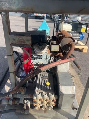 1395667-17 Högtryckstvätt med Honda-motor