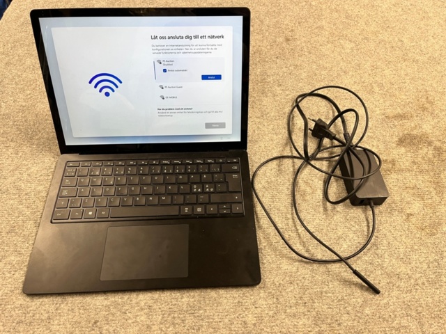 1422667-1 Microsoft Surface Laptop, core i5 8GB/256GB SSD