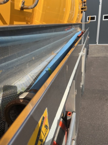 1351318-14 Slambil med tank och ventilutrustning - Volvo Trucks FM -2016 (Reparationsobjekt)