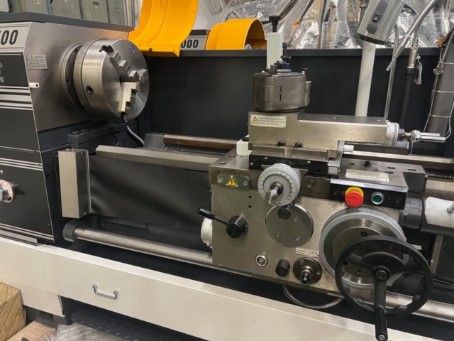 1422532-3 Svarv CS 6250C