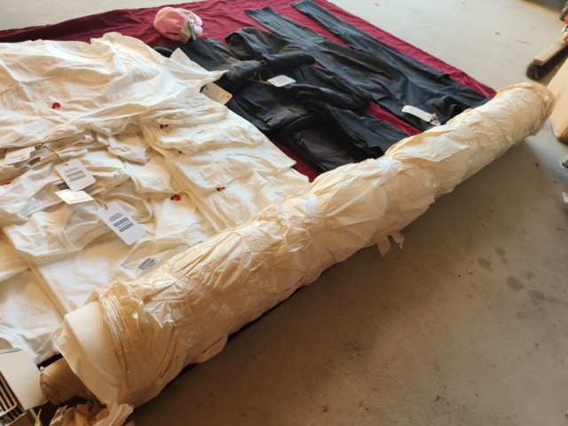 1331914-8 Clothing section with t-shirts and pants