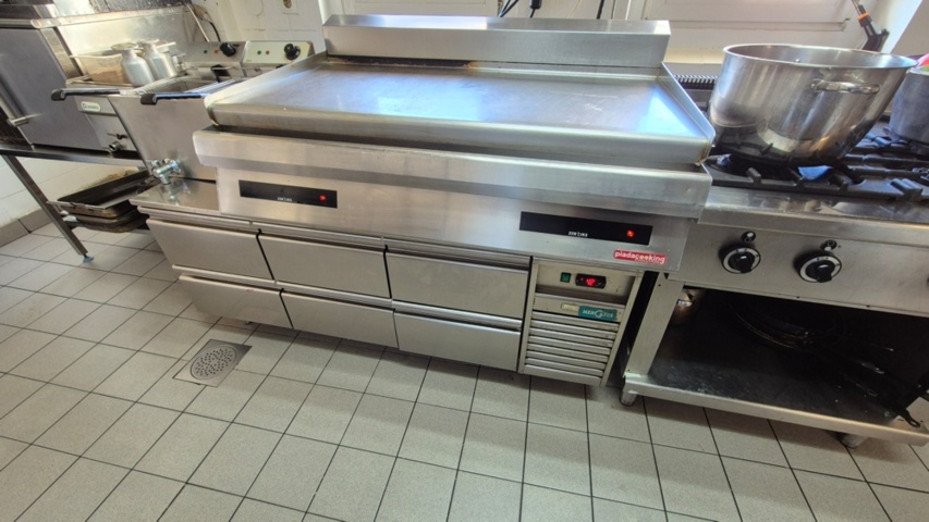 1422515-2 Frying table Flash 1200