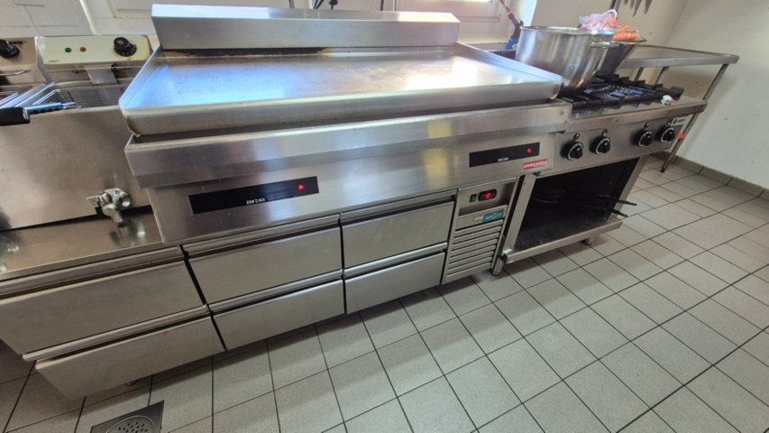 1422515-3 Frying table Flash 1200