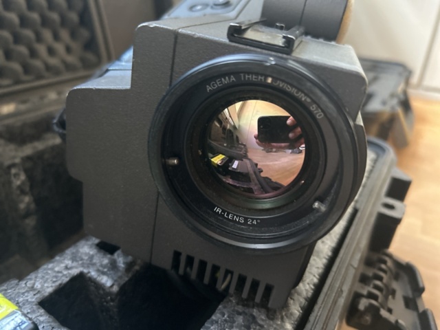 1204803-10 Värmekamera med tillbehör - FLIR Agema 570