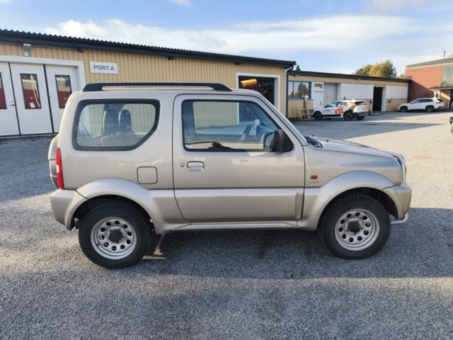 1331915-6 Suzuki Jimny 1.3 VVT 4WD -2004