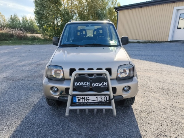 1331915-8 Suzuki Jimny 1.3 VVT 4WD -2004