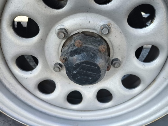 1331915-18 Suzuki Jimny 1.3 VVT 4WD -2004