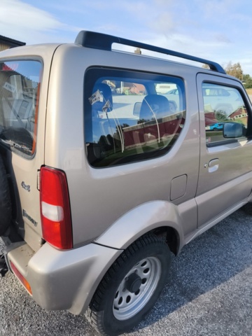 1331915-47 Suzuki Jimny 1.3 VVT 4WD -2004