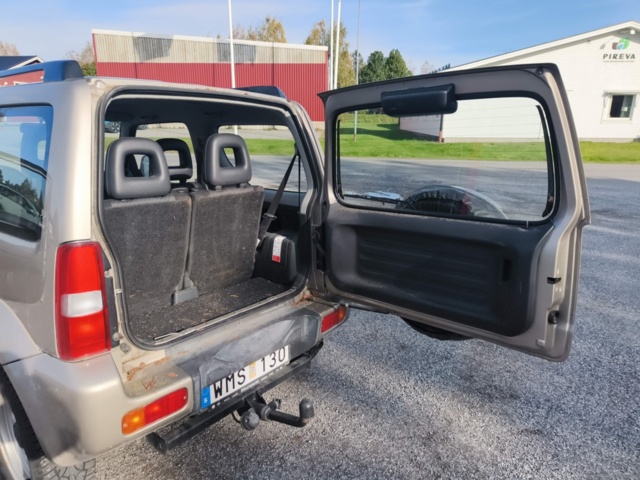 1331915-63 Suzuki Jimny 1.3 VVT 4WD -2004