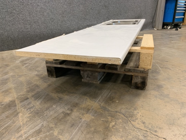 1422931-4 Bänkskiva med ho