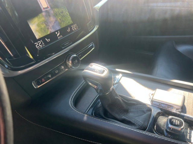 1422201-20 Volvo V90 Cross Country D5 AWD Geartronic, 235hk, 2018