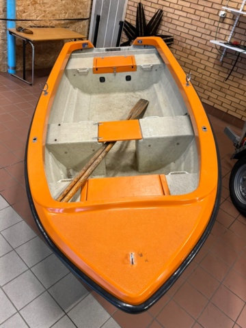 1424441-12 Båt Crescent 434