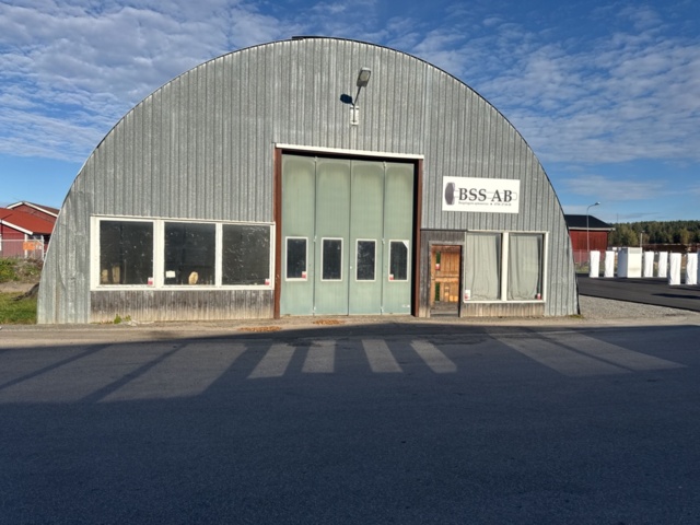 1321855-4 Plåtbyggnad båghall 23m x 15m