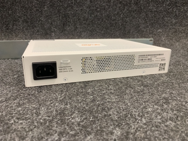 1424808-6 Switch Aruba 1830