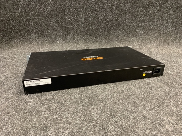 1424809-6 Switch Aruba 2530-24G