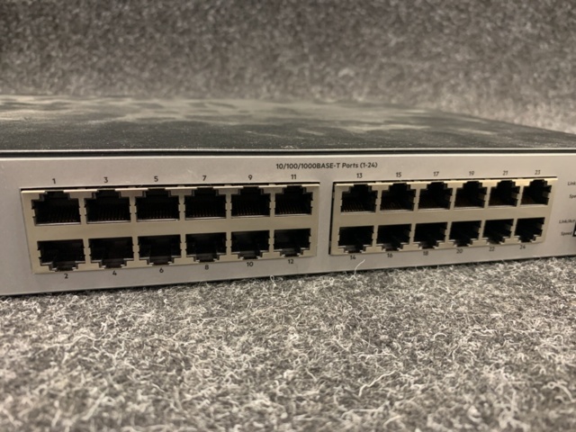 1424810-3 Switch HPE OfficeConnect 1820