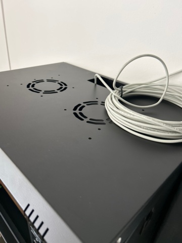 1367641-9 Wall-mounted rack cabinet with network switch and UPS - Digitus / Aruba / APC