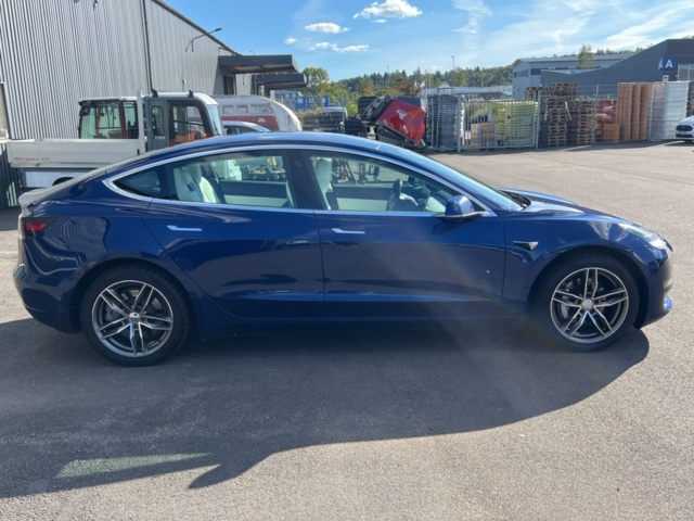 1351323-6 Tesla Model 3 Long Range AWD, 440hk -2019