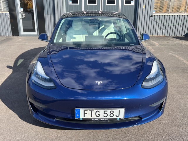 1351323-7 Tesla Model 3 Long Range AWD, 440hk -2019